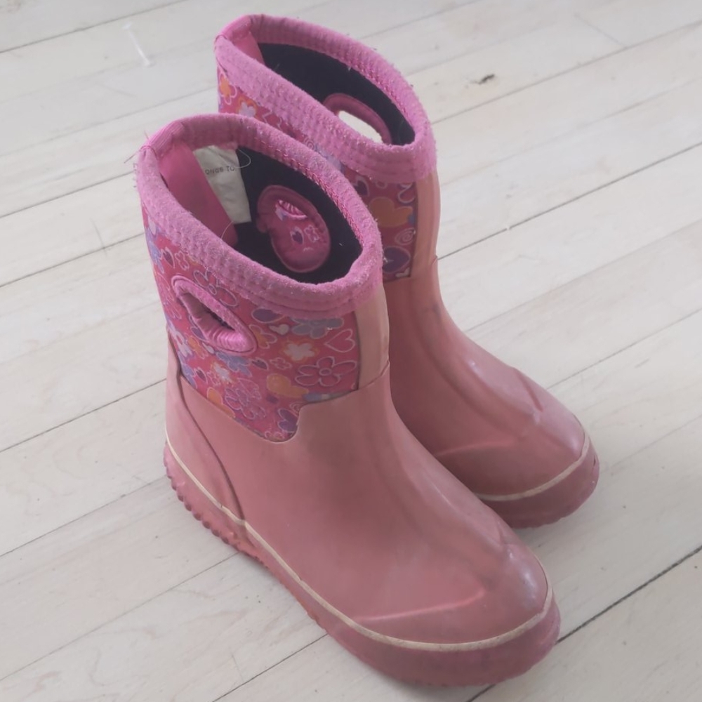 Girls boots